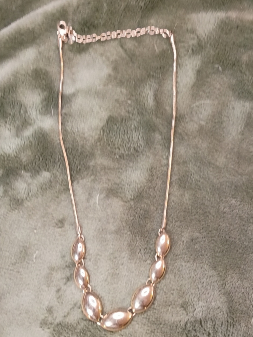 Source Unknown Gold-Tone Oval Bead Necklace
